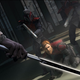 Darth Maul muestra el sable oscuro a Obi-Wan en una escena de The Clone Wars